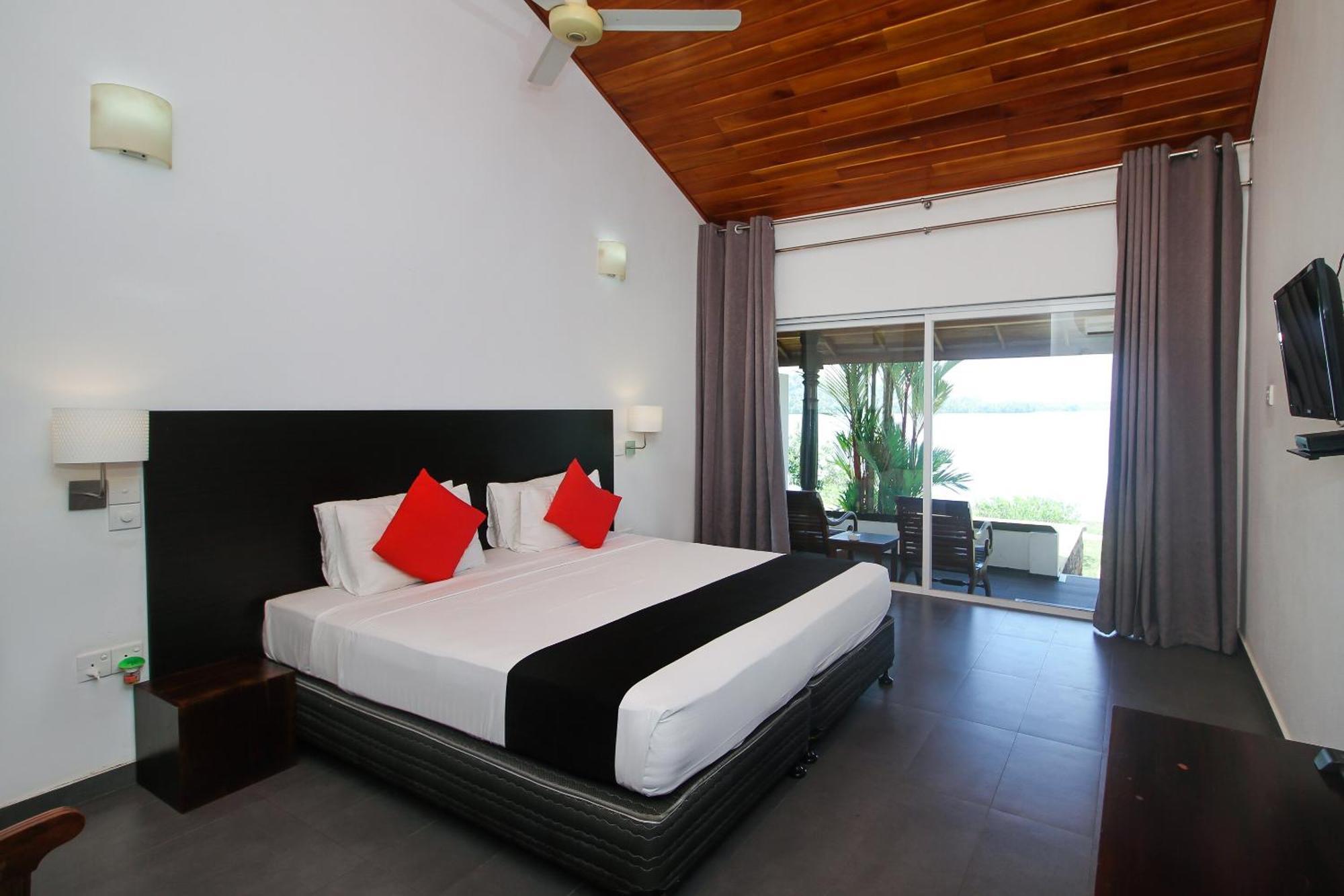 Kalla Bongo Lake Resort Hikkaduwa Szoba fotó