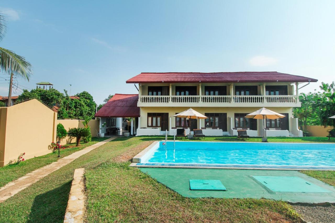Kalla Bongo Lake Resort Hikkaduwa Kültér fotó